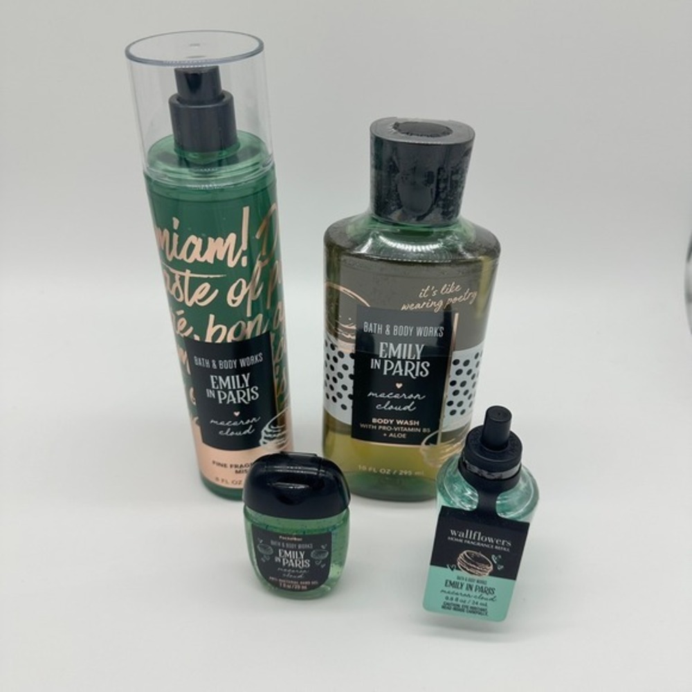 Bath Body Works Emily in Paris Macaron Cloud Mist Body Wash Sanitizer Wallflower